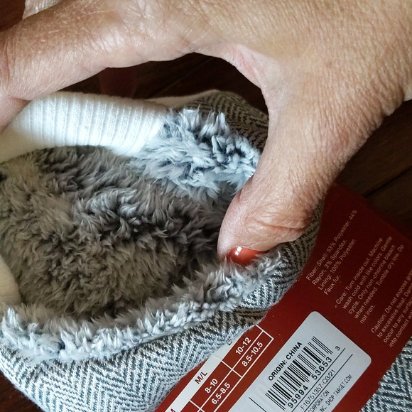 Wondershop for Target slipper socks - Picture 4 of 7